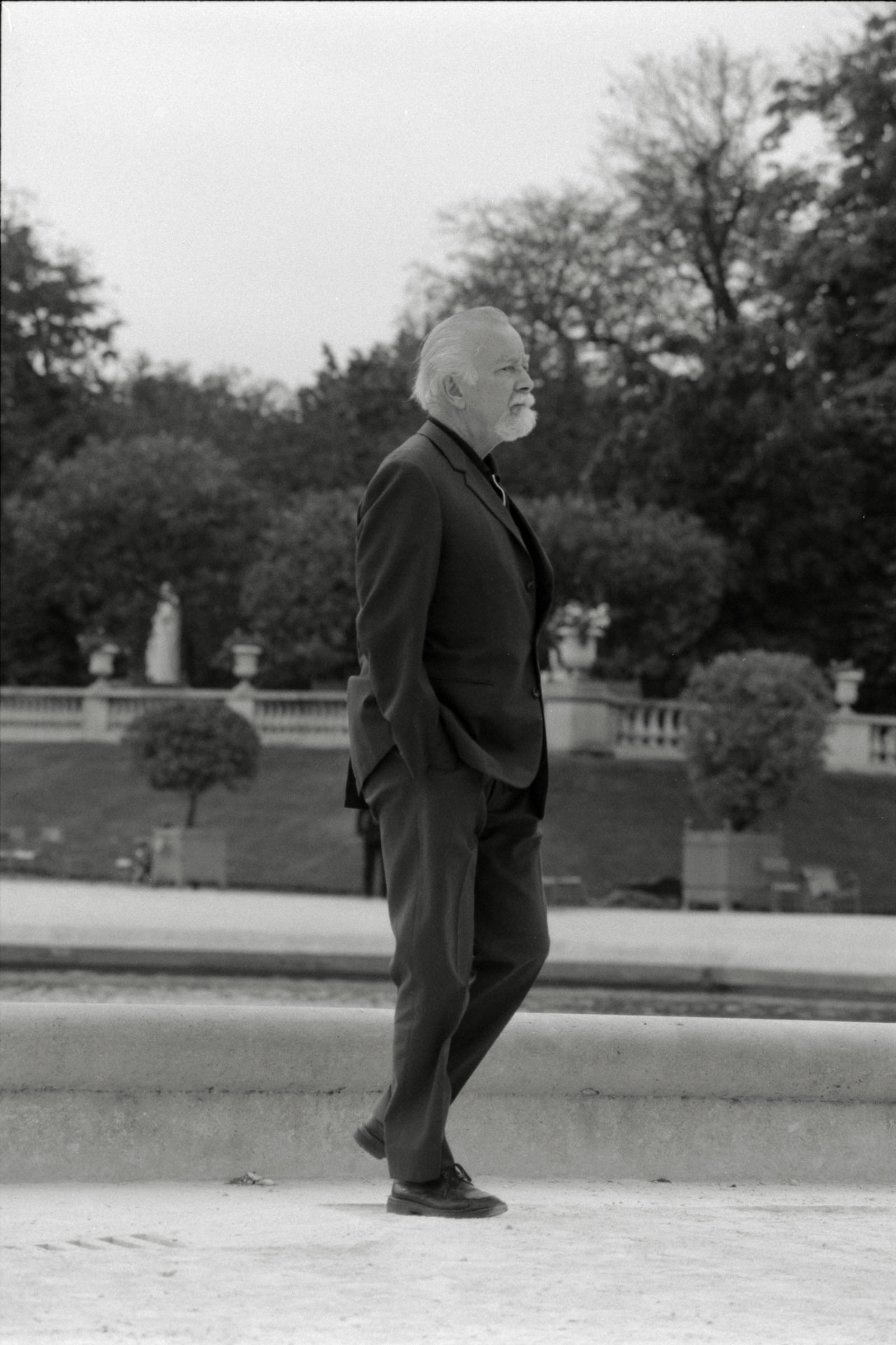 AHP F1990 09 003 sc250506 img12 NLP